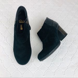 Clarks Collection Black Ankle Boots sz 7